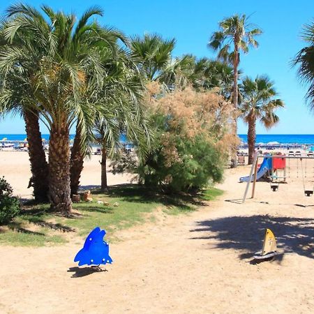 Beach Apartment Regueral Cambrils Exterior photo